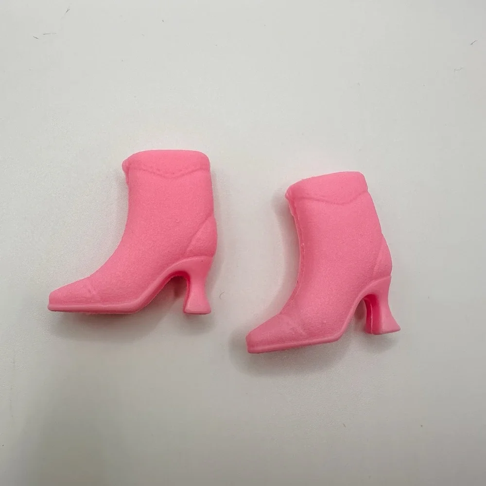 VTG 1990's Mattel Barbie Light Pink Short Ankle Plastic‎ Boots Heels Shoes